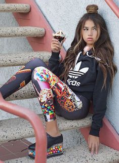 modest teen model Modest teen model